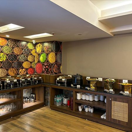 Hotel Oxmo Delhi Airport With Free Airport Transsfer New Delhi Ngoại thất bức ảnh