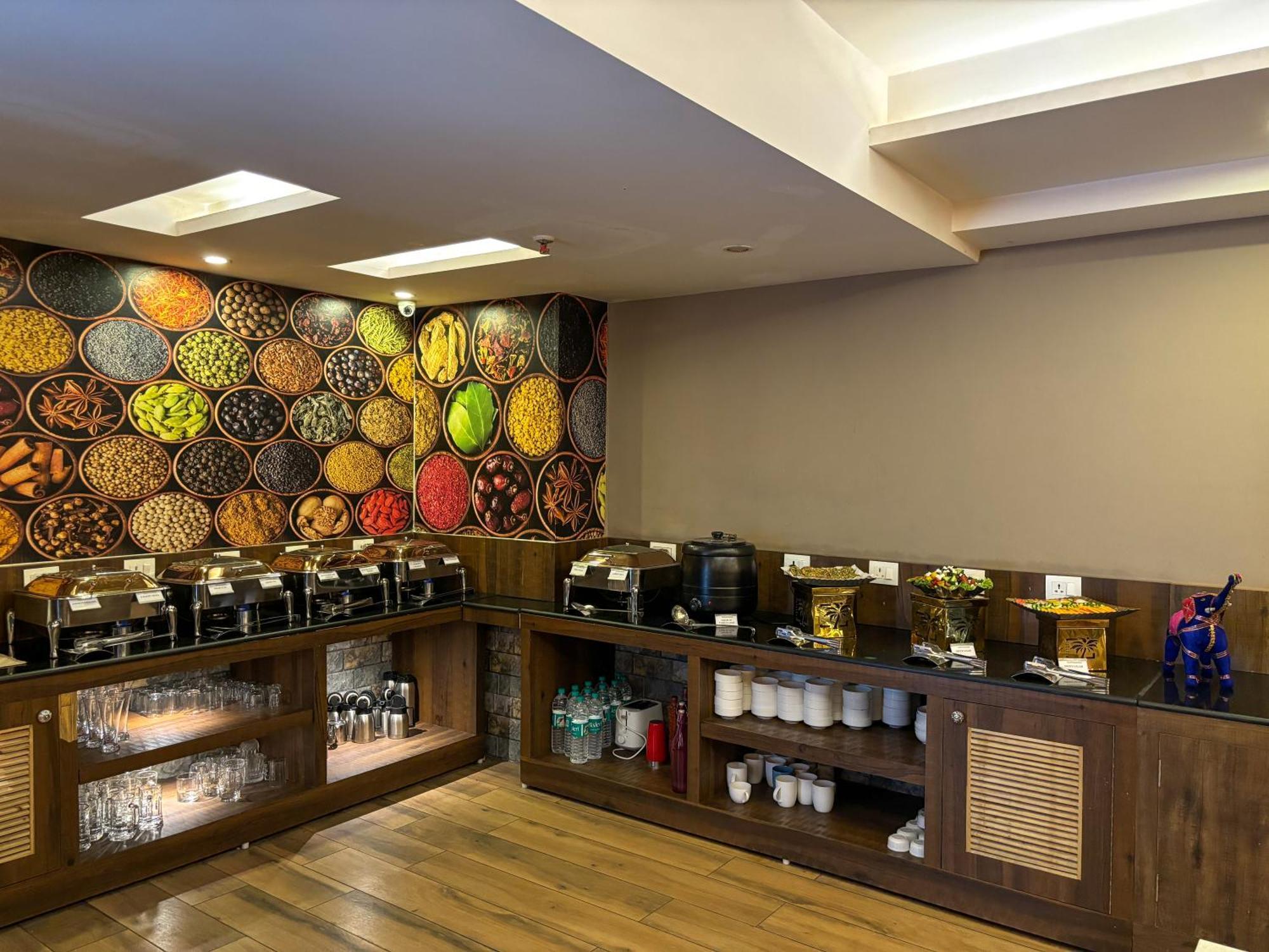 Hotel Oxmo Delhi Airport With Free Airport Transsfer New Delhi Ngoại thất bức ảnh