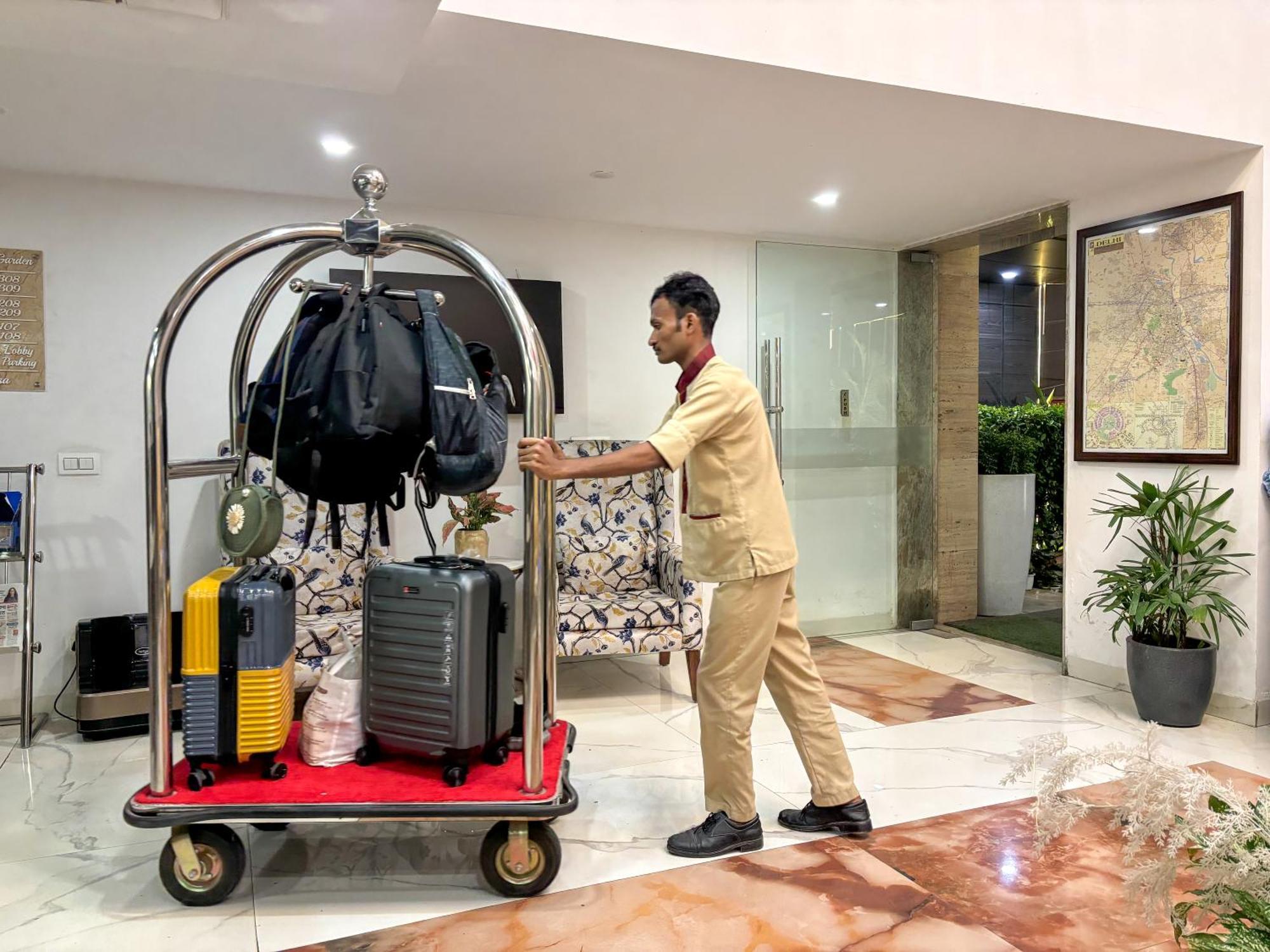Hotel Oxmo Delhi Airport With Free Airport Transsfer New Delhi Ngoại thất bức ảnh